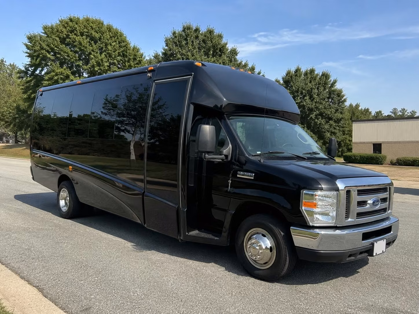 15 passenger minibus