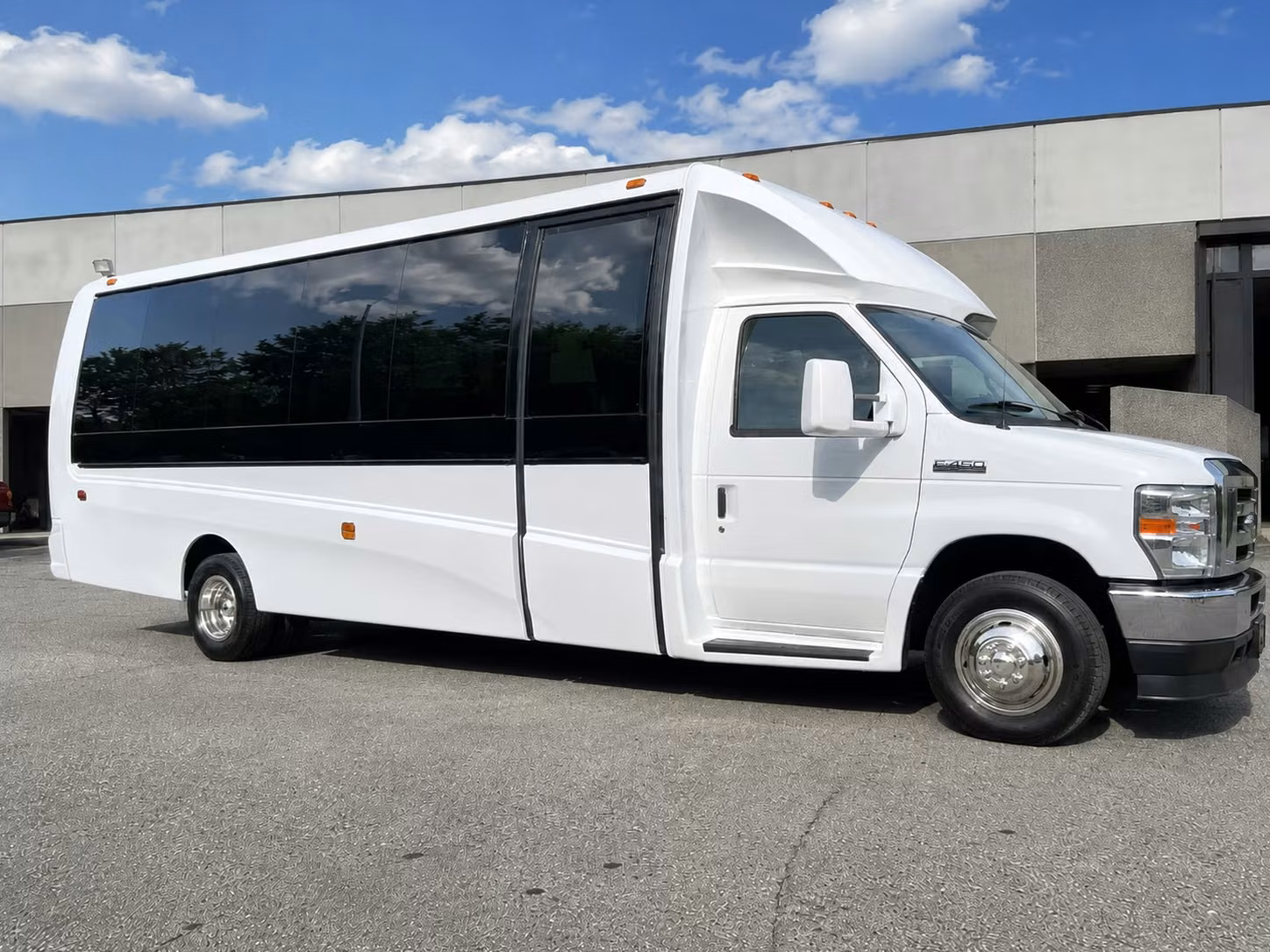 18 passenger minibus
