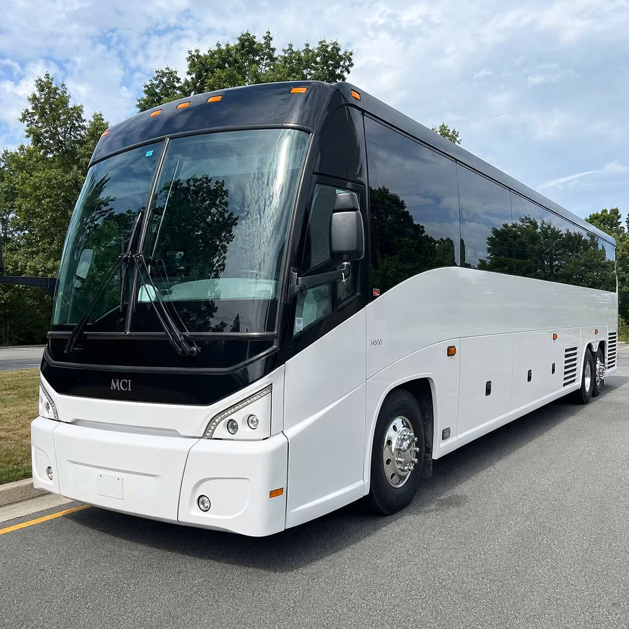 charterbusrentalnewportnewsva com helps you move groups of any size from newport news to new york city and beyond